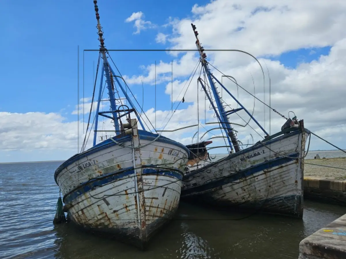LOTE 001 - Embarcações