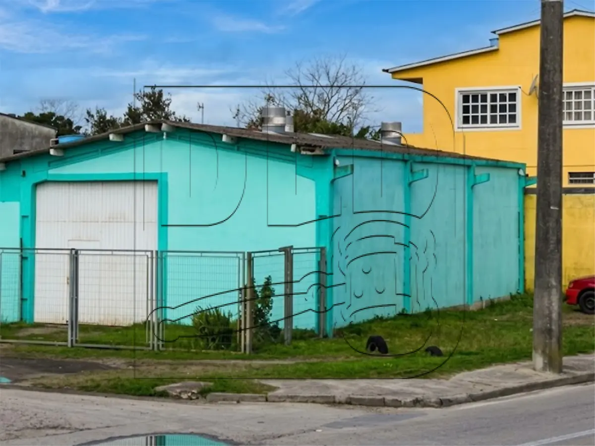 LOTE 001 - Garagem na Quinta