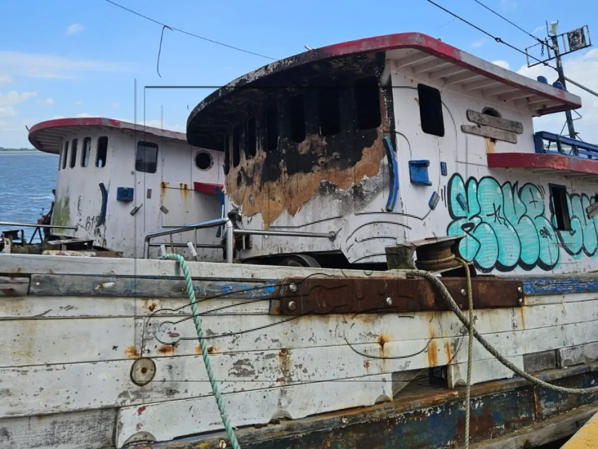 LOTE 001 - Embarcações