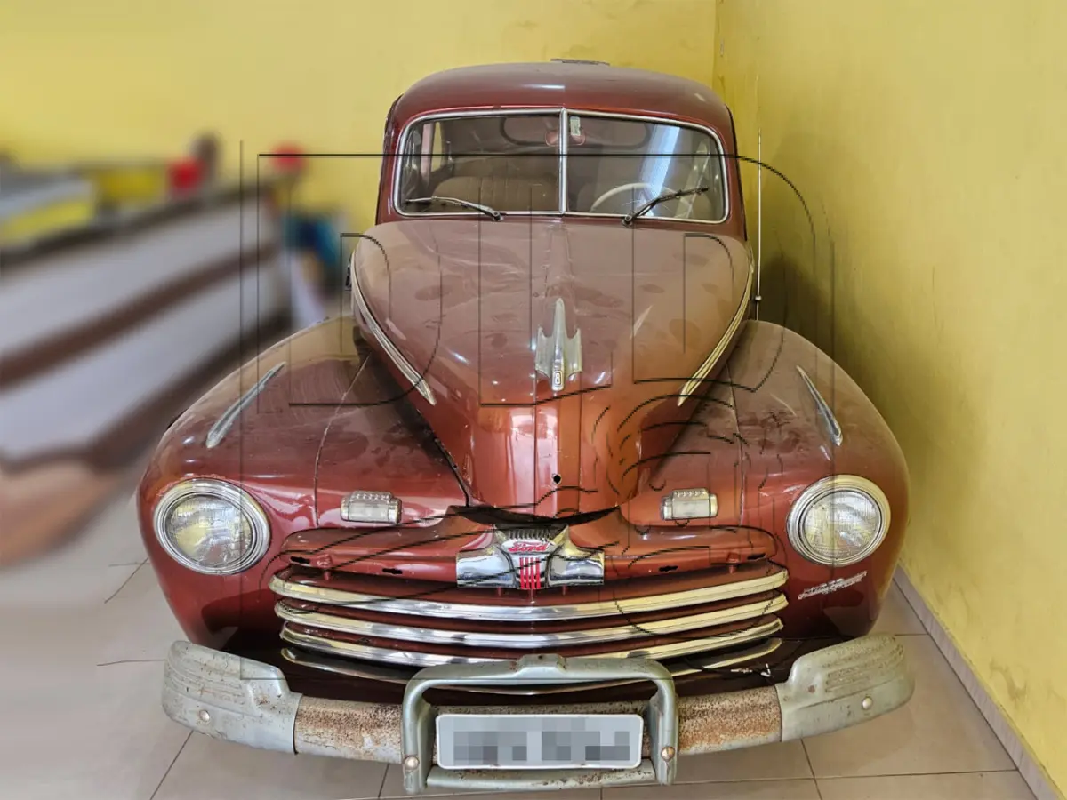 LOTE 001 - IMP/FORD Coupê