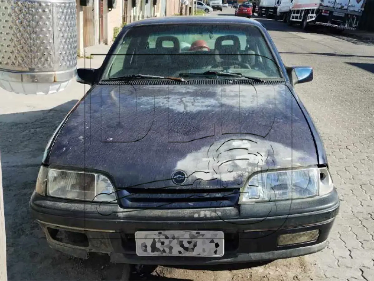 LOTE 001 - Monza GLS