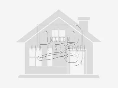 LOTE 004 - Casa e Garagem na Quinta